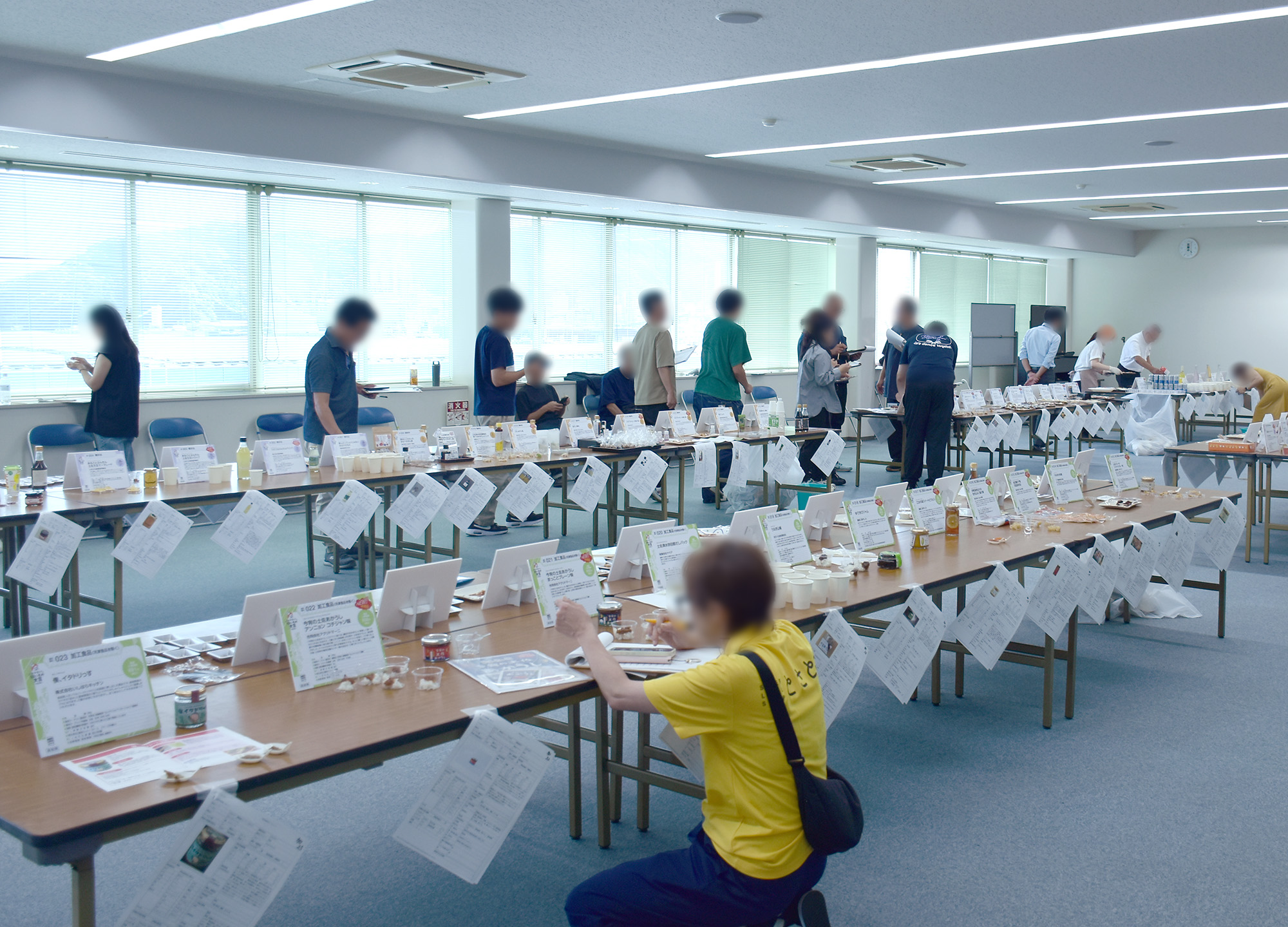 一次審査会の様子